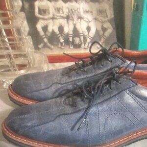 Allen Edmonds Voyager Leather Blue Leather Oxford / Walking Shoes 12 B MSRP $295